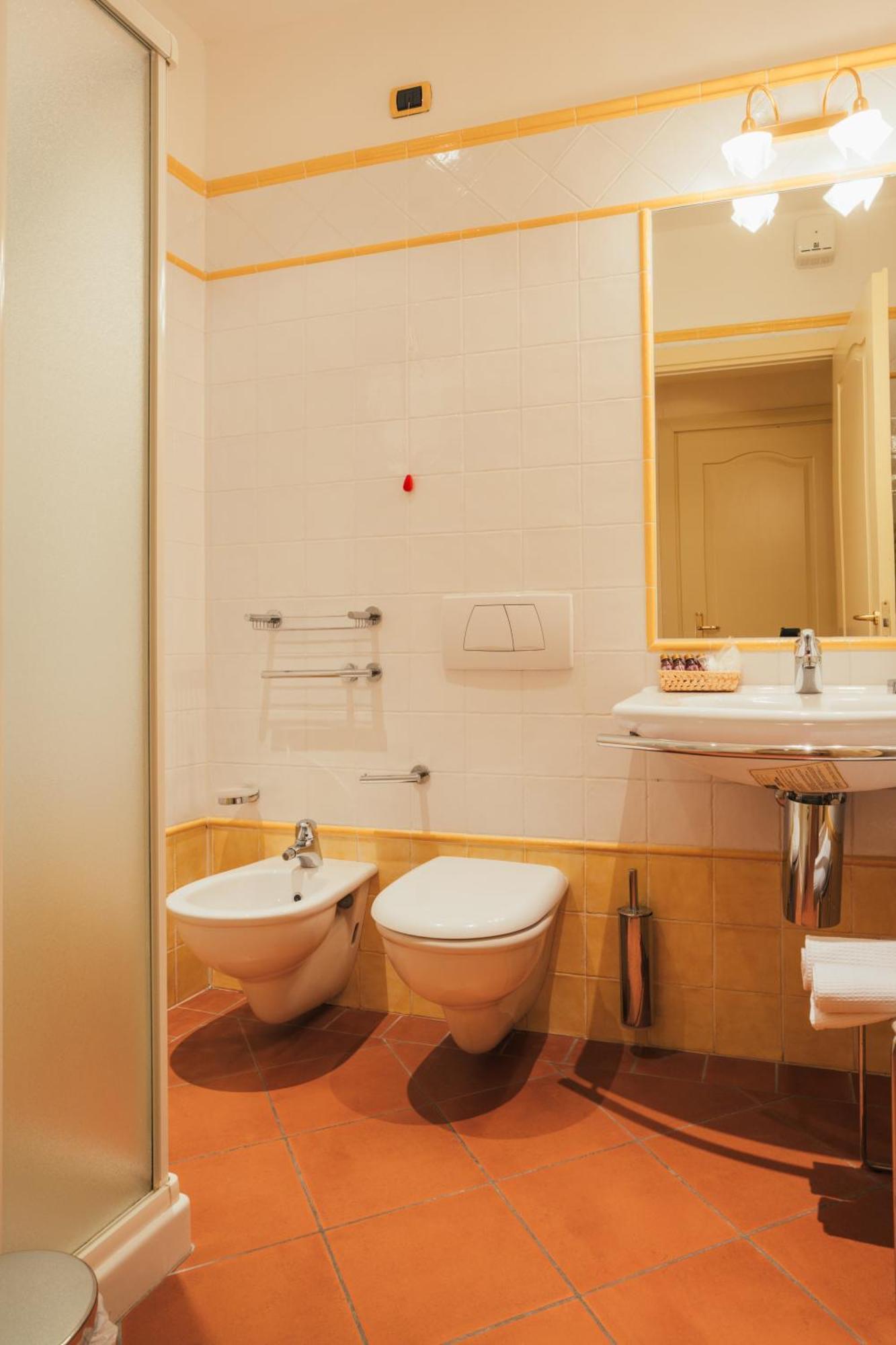 Albergo Cane Dozza Exterior foto